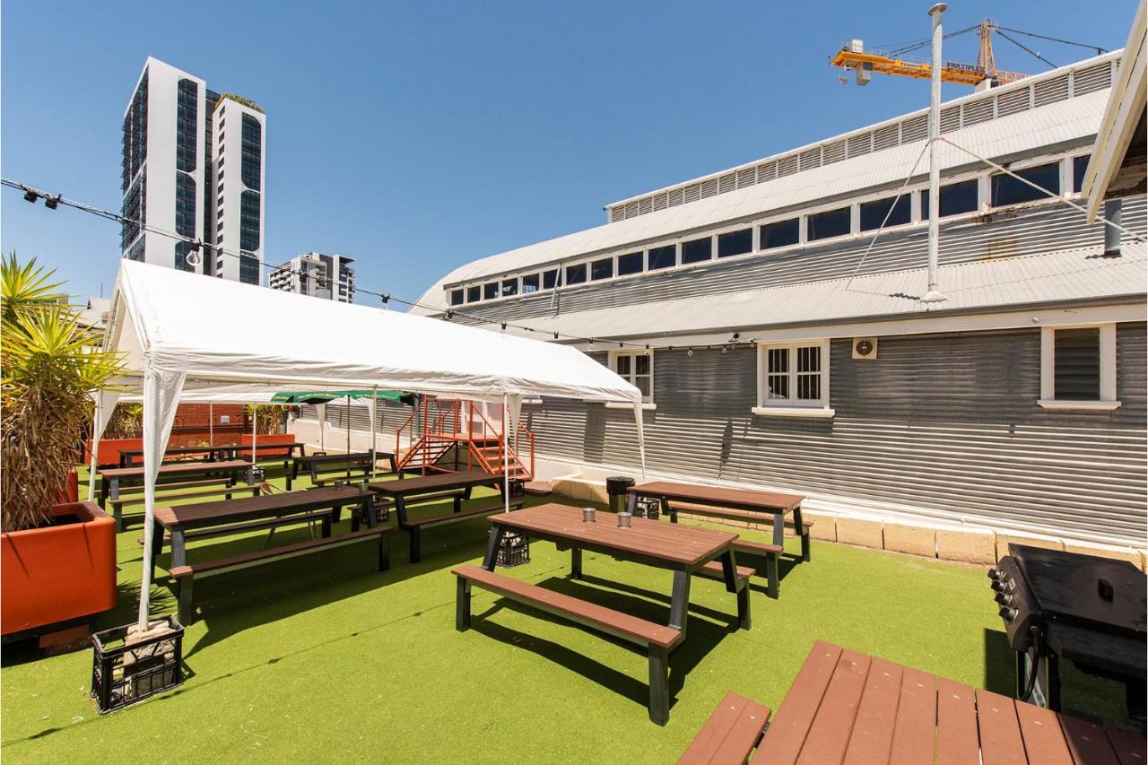 The Old Swan Barracks Hostel Perth Exterior photo